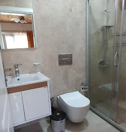Yildiz Hotel *